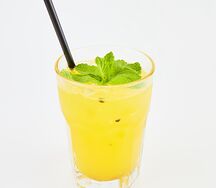 Лимонад Манго-маракуйя
