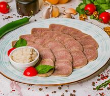 Язык отварной с хреном