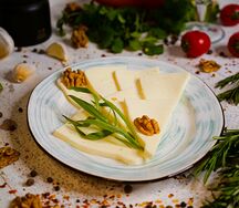 Сыр сулугуни молочный