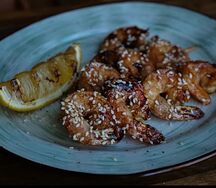 Креветки на шпажках