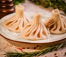 Хинкали из говядины и свинины