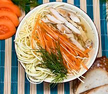 Куриный суп с лапшой
