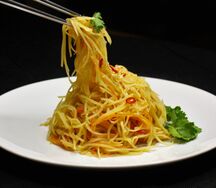 Салат из полусырого картофеля