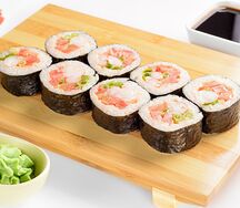 Наоми