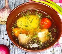 Уха из семги и белого амура