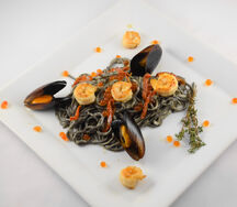 Нери с морепродуктами