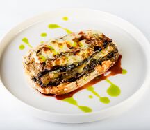 Запечённый баклажан с сыром
