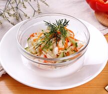 Салат капуста с огурцом