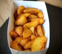 Картофельные дольки в специях