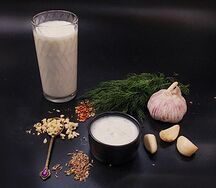 Соус Мацони с чесноком и укропом