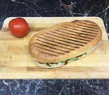 Шаурма с курицей в лепёшке