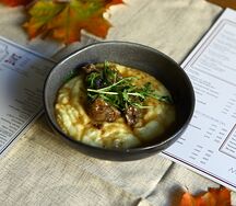 Томленые телячьи щечки