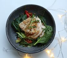 Салат с индейкой и печеными овощами