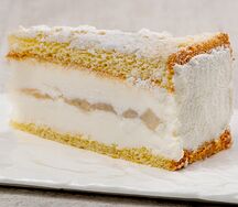 Торт с рикоттой и грушей