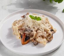 Феттуччине с курицей и грибами