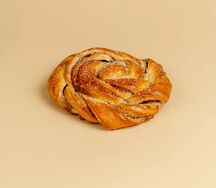 Булочка с кардамоном