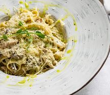 Тальятелле с курицей и шампиньонами