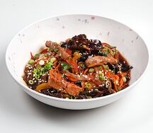 Лапша Мисао с говядиной