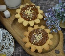 Корзинка со сгущёнкой