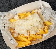 Картофель с курицей в соусе дорблю