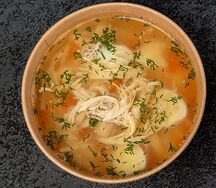 Куриный суп с лапшой