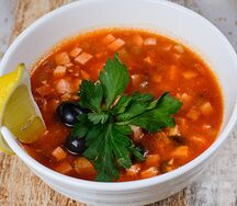 Солянка мясная