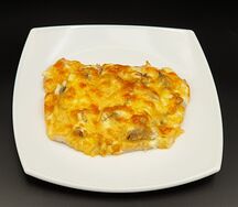 Куриное филе с шампиньонами под сыром
