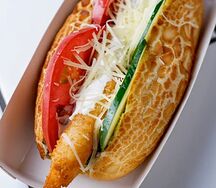 Хот-дог с креветкой