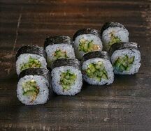 Ролл с огурцом