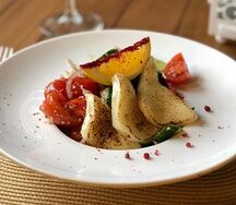 Салат Сулугуни гриль