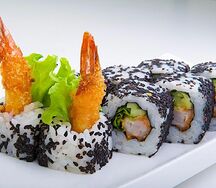 Креветка в кунжуте