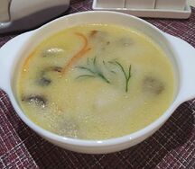 Сырный суп с копченой курицей