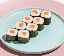 Ролл Сяке маки