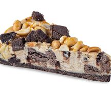 Чизкейк карамельный с арахисом