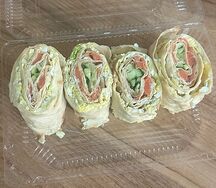 Рулетики из лавашей с творожным сыром и сёмгой 