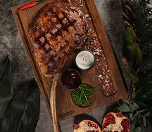 Стейк Томагавк