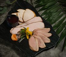 Ассорти из мяса птицы собственного копчения