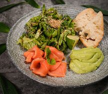 Лосось с гуакамоле