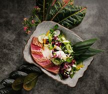 Салат с тунцом