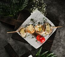 Шампиньоны с сыром Сулугуни