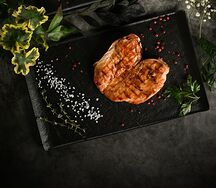 Стейк из филе куриной грудки