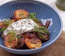 Картофель бейби с беконом и зеленью