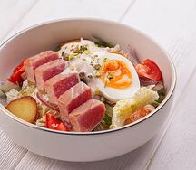 Нисуаз с тунцом и муссом вителло-тоннато