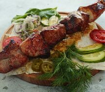 Шашлык из cвинoй шеи