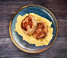 Котлеты по-домашнему с картофельным пюре