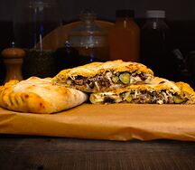 Кальцоне Бефстроганов