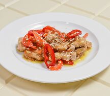 Свинина в кисло-сладком соусе