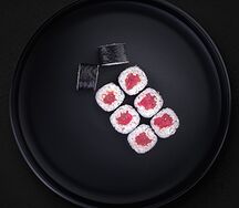 Хосомаки с тунцом