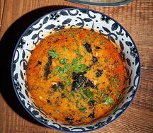 Том-ям pop-up с цыпленком и морскими гадами