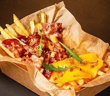 Бокс с беконом и чеддером